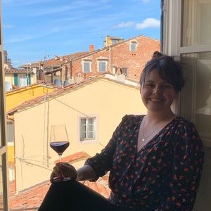 Meet your Posher, Klaira